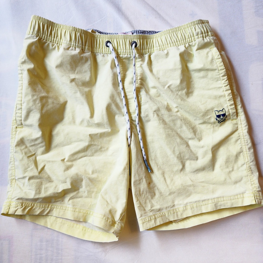 Party Pants Casual Shorts Mens Medium Yellow Excellent Fox Mascot PR192155 6in